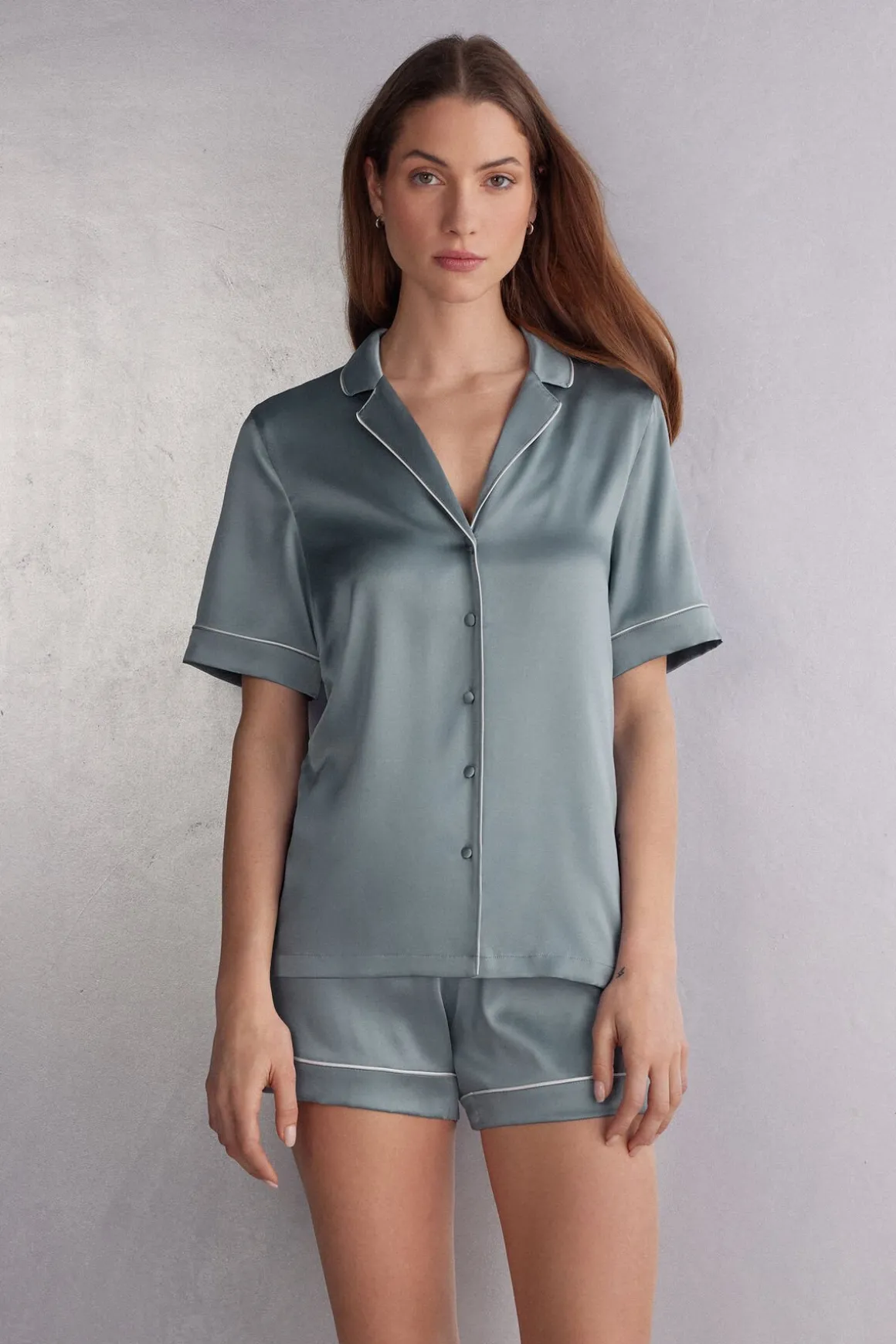 Jedwabna Koszula z Krótkim Rękawem o Męskim Kroju